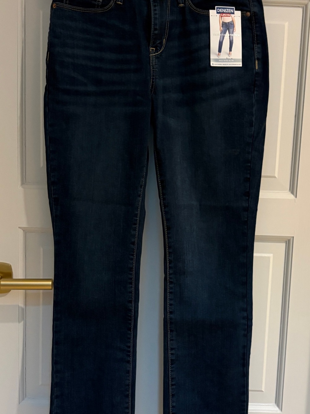 Levi's Women's Dark Indigo Slim Jeans 6 M W28 L 30 NWT
